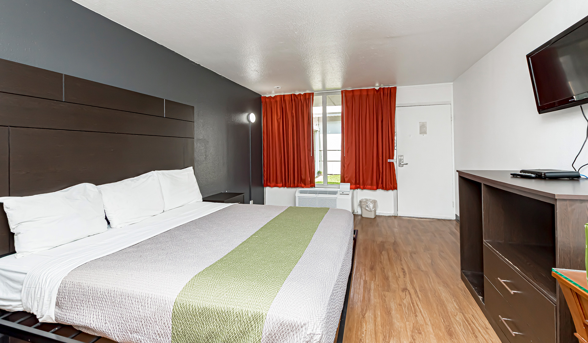 OYO Hotel Baton Rouge - Sherwood Forest/Interstate 12 | mghotelteam.com