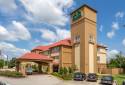 La Quinta Inn & Suites Houston Hobby Airport