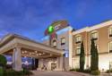 Holiday Inn Express & Suites Victoria