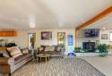 Best Western Movie Manor