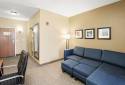 Comfort Suites Johnson Creek Conference Center