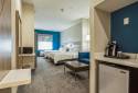 Holiday Inn Express & Suites Winnie