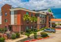 Holiday Inn Express & Suites Winnie