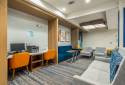 Holiday Inn Express & Suites Winnie