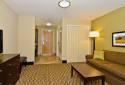 Holiday Inn Express & Suites Williston
