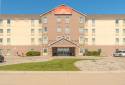 Landmark Suites Williston