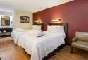 Super 8 by Wyndham Deerfield/Northbrook