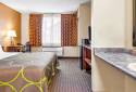 Super 8 by Wyndham Sturtevant/Racine