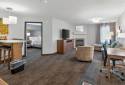 Staybridge Suites Columbia - Hwy 63 & I-70