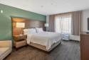 Staybridge Suites Columbia - Hwy 63 & I-70