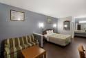 Scottish Inn & Suites Hankamer