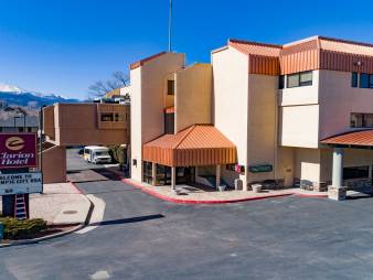 QUALITY SUITES / CLARION HOTEL & CONFERENCE CENTER QUALITY SUITES / CLARION HOTEL & CONFERENCE CENTER