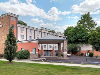 Best Western University Inn at Valparaiso