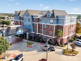 Country Inn & Suites College Station 