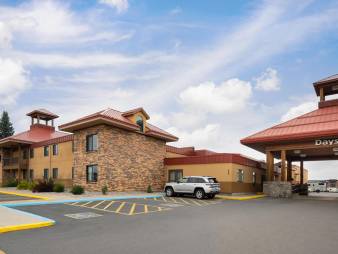 Days Inn & Suites by Wyndham Bozeman