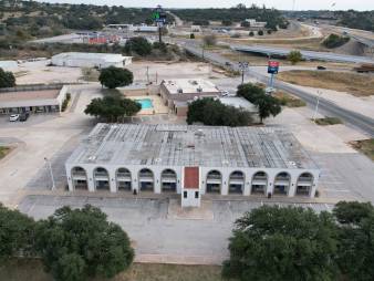 AUCTION - Econolodge - Sonora, TX