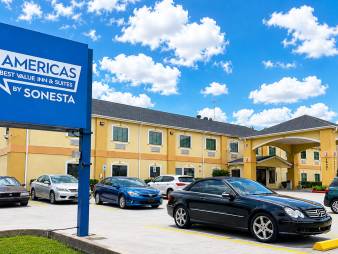 America's Best Value Inn & Suites Bush Intl Airport