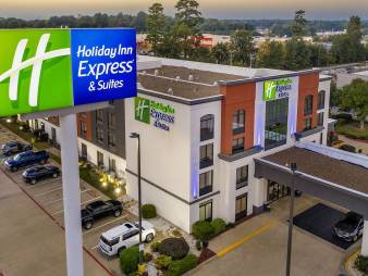 Holiday Inn Express & Suites Longview North
