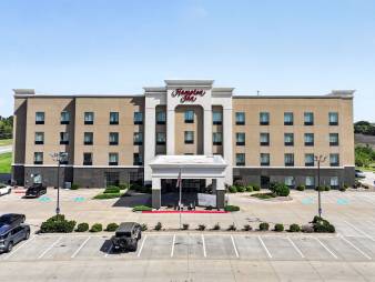 Hampton Inn McPherson