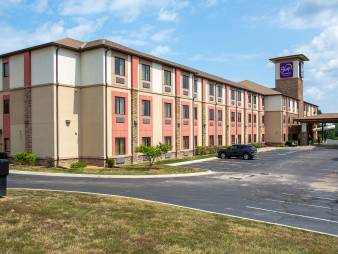 Sleep Inn & Suites Indoor Waterpark Liberty Sleep Inn & Suites Indoor Waterpark Liberty