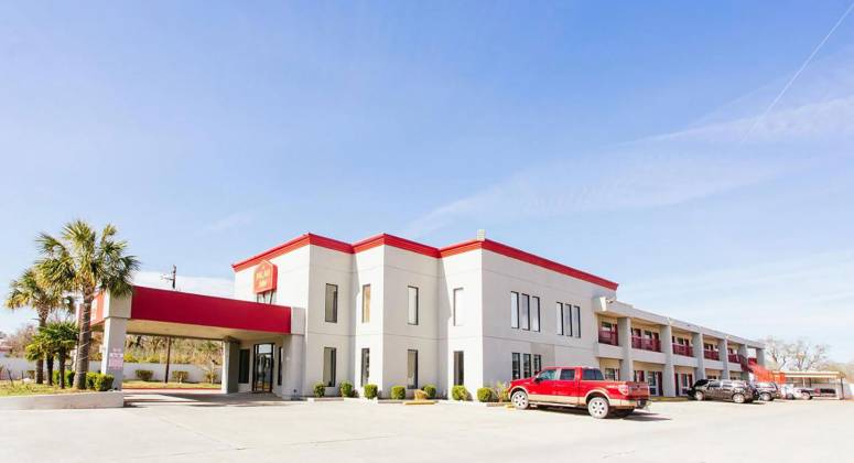 Marcus & Millichap Arranges The Sale Of A 40-Room Hospitality Property