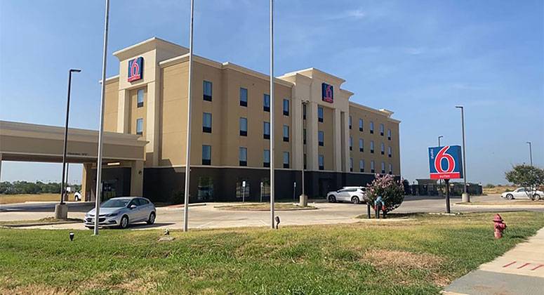 Marcus & Millichap Arranges The Sale Of A 70-Room Hospitality Property