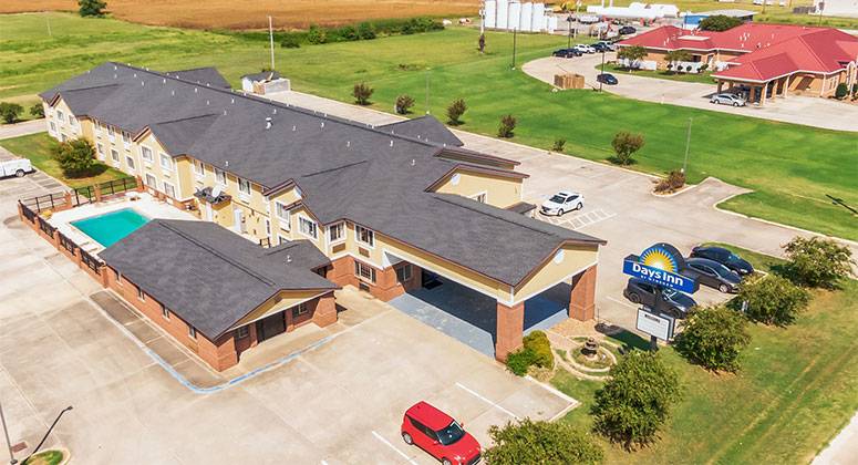 Marcus & Millichap Arranges The Sale Of A 56-Room Hospitality Property