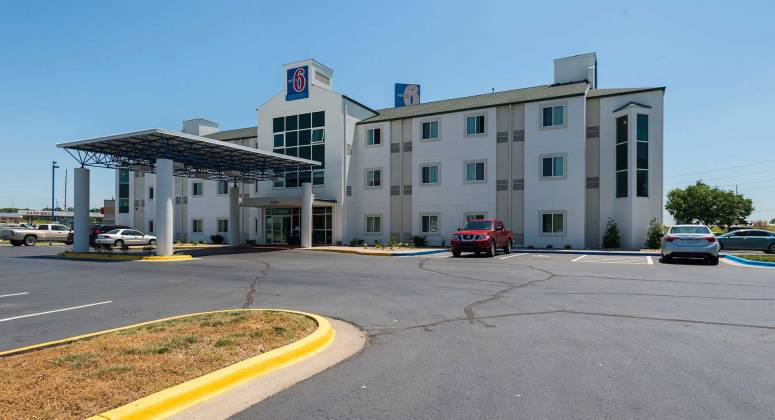 Marcus & Millichap Arranges the Sale of a 57-Room Hospitality Property