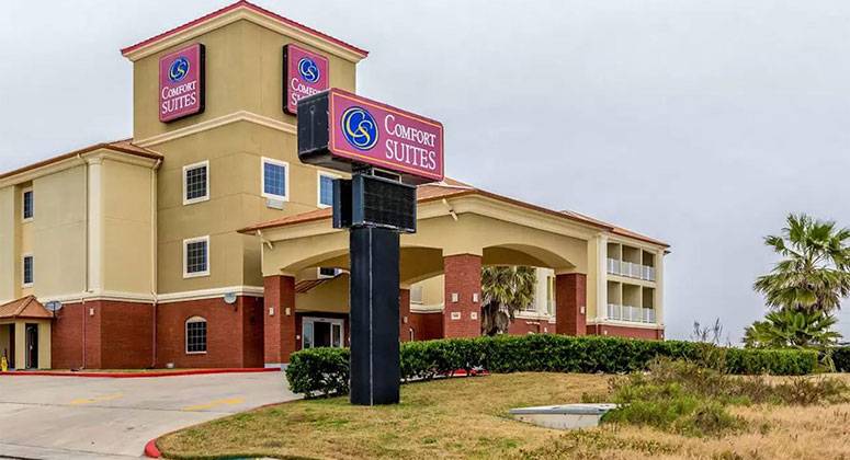 Marcus & Millichap Brokers Sale of 57-Room Comfort Suites Hotel in Galveston, Texas