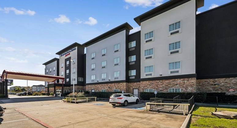 Marcus & Millichap Arranges Sale of 85-Room Fairfield Inn & Suites in Spring, Texas Marcus & Millichap Arranges Sale of 85-Room Fairfield Inn & Suites in Spring, Texas