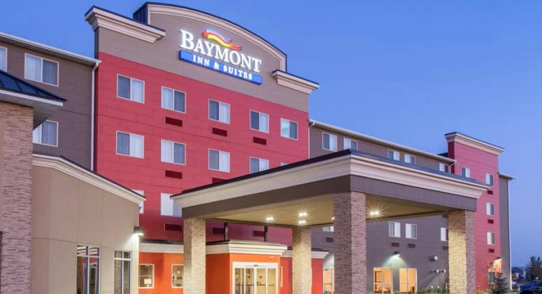 Marcus & Millichap Brokers Sale of 91-Room Hotel in Grand Forks Metro Area