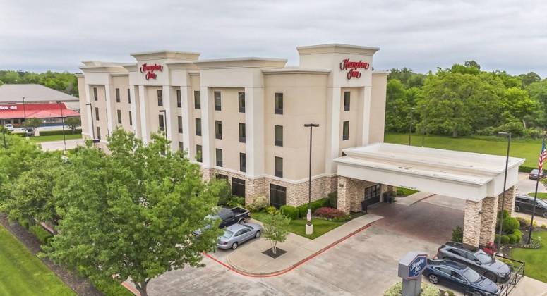 Marcus & Millichap Brokers Sale of 70-Room Hotel in Dallas Fort-Worth Metro