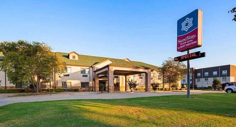 Marcus & Millichap Arranges The Sale Of A 50-Room Hospitality Property in Coffeyville, Kansas Marcus & Millichap Arranges The Sale Of A 50-Room Hospitality Property in Coffeyville, Kansas