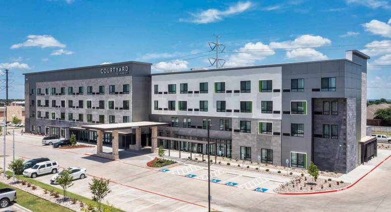 Marcus & Millichap Brokers Sale and Arranges Financing for Dallas-Fort Worth Hospitality Asset